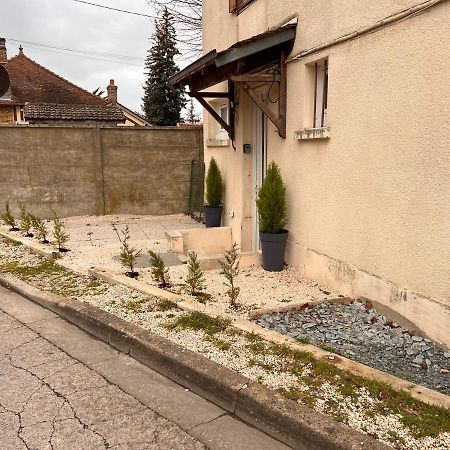 T2 Cosy / Quartier Calme / Magasins D'Usine A Proximite Lejlighed Saint-Julien-les-Villas Eksteriør billede