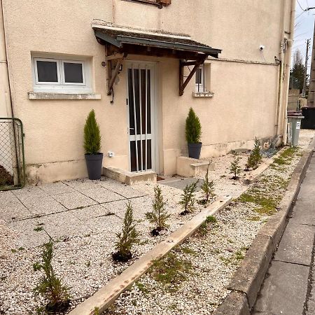 T2 Cosy / Quartier Calme / Magasins D'Usine A Proximite Lejlighed Saint-Julien-les-Villas Eksteriør billede
